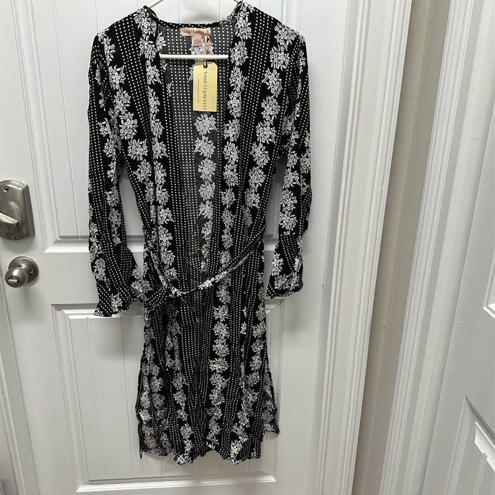 Band of Gypsies Kimono Robe NEW Ruffle Sleeve with Sash XS Black White